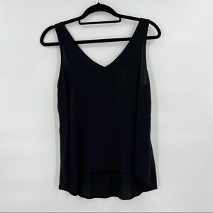 𝅺FIDELITY V neck tank top
